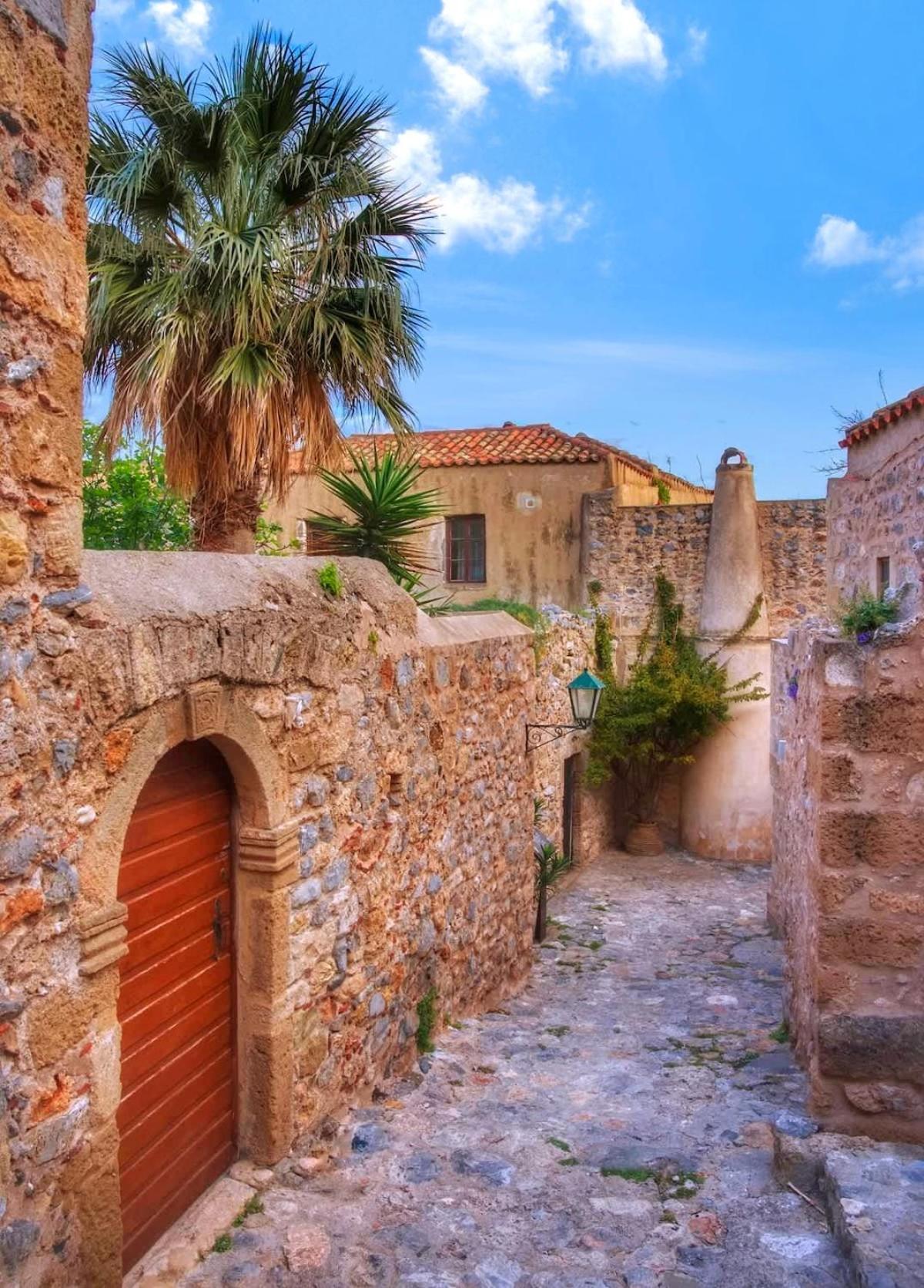 Menexes Suites Μονεμβασιά Εξωτερικό φωτογραφία